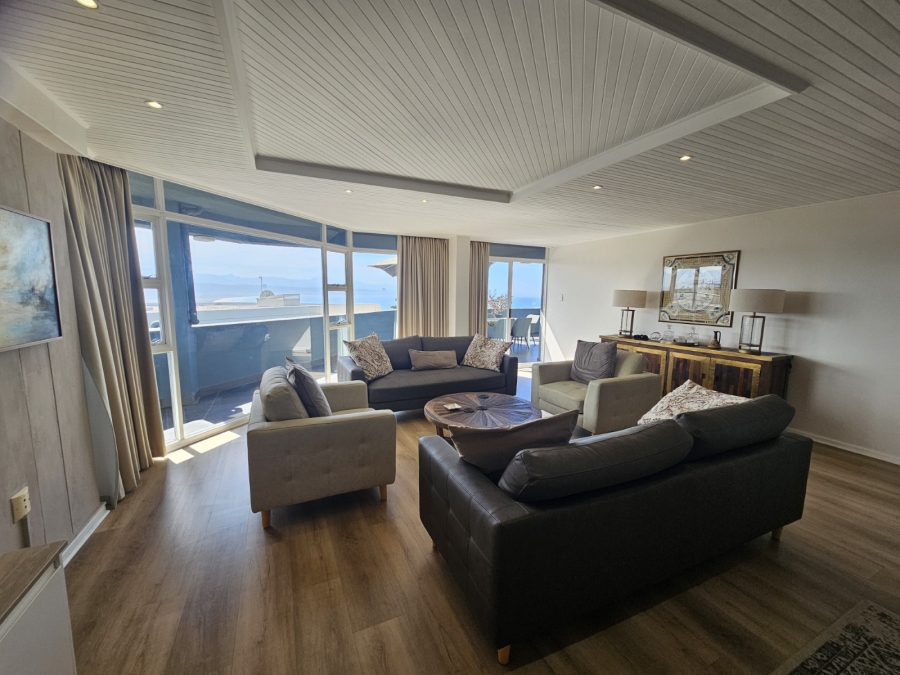 3 Bedroom Property for Sale in Plettenberg Bay Central Western Cape